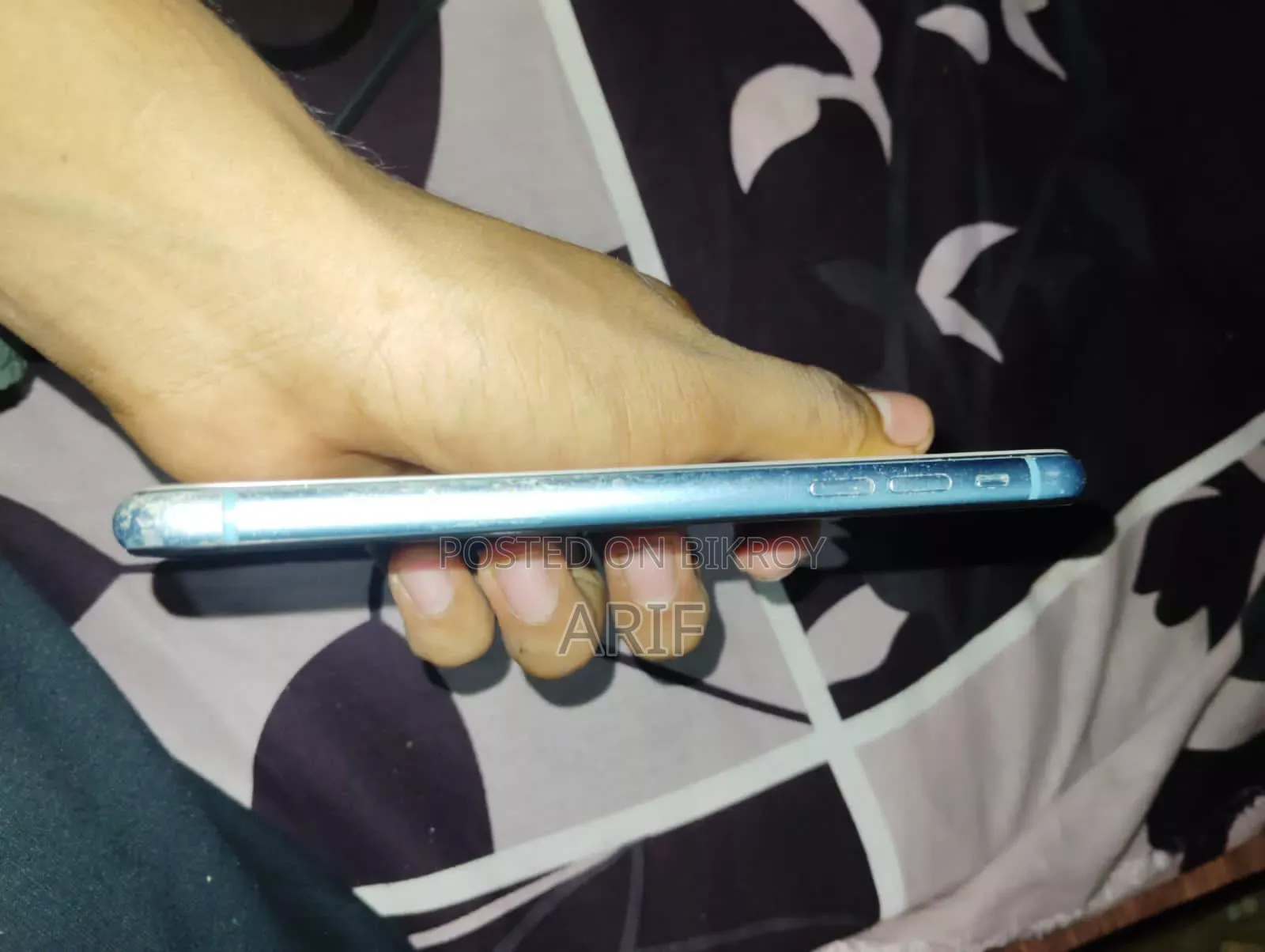 অ্যাপল আইফোন এক্সআর ২৫৬ জিবি সাদা