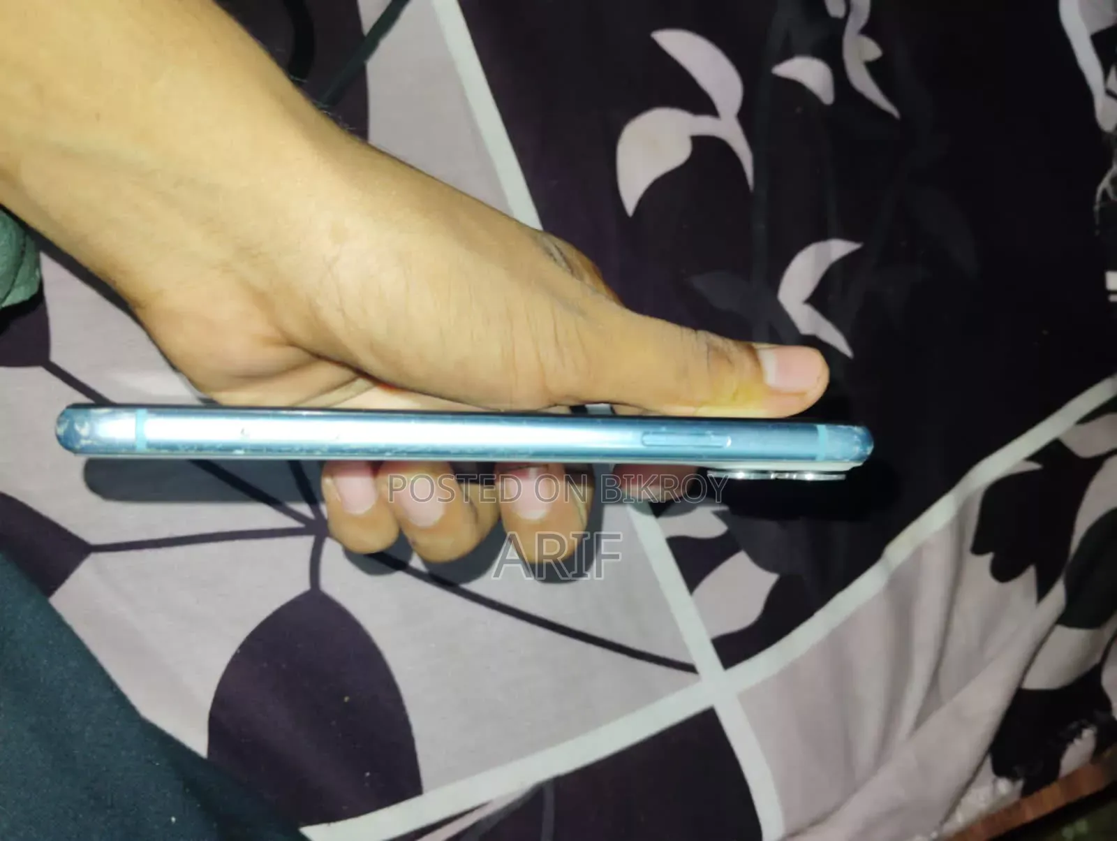 অ্যাপল আইফোন এক্সআর ২৫৬ জিবি সাদা