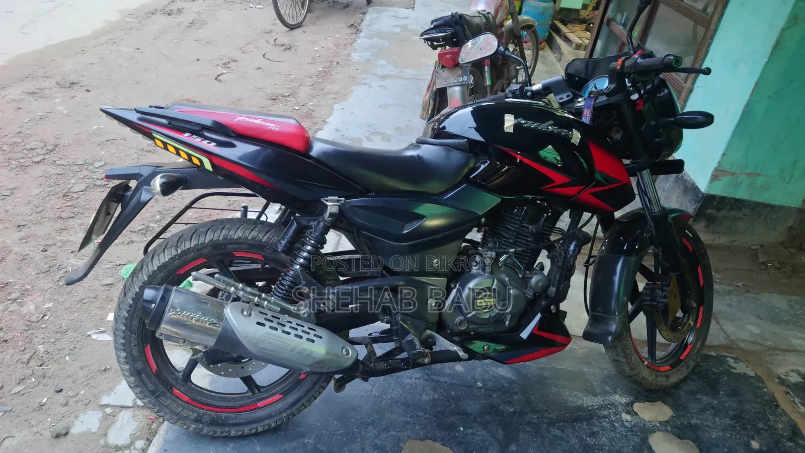 বাজাজ পালসার ১৫০ ২০২০ কালো