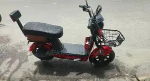 মোটরসাইকেল ২০২৫ রেড