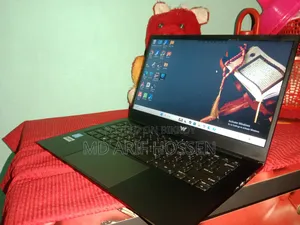 Laptop 8GB Intel Celeron HDD+SSD 256GB