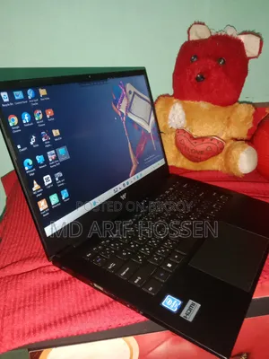 Laptop 8GB Intel Celeron HDD+SSD 256GB