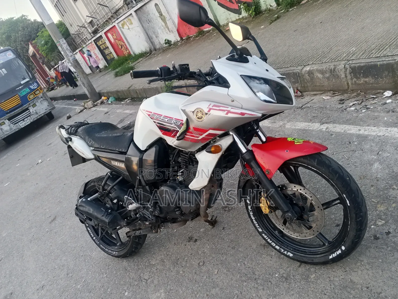 Yamaha 2015 White