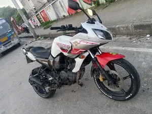 Yamaha 2015 White