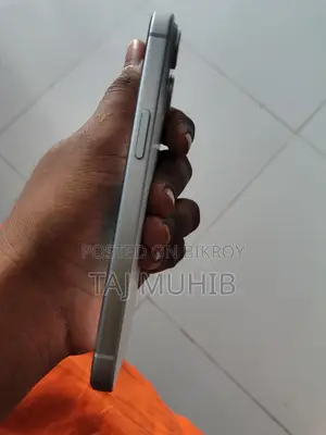 Apple iPhone 15 128 GB Blue