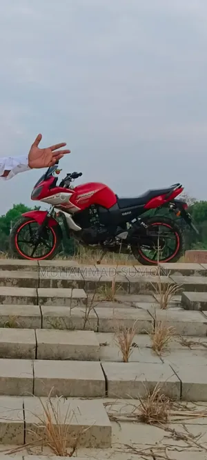 Yamaha FZ 2010 Red
