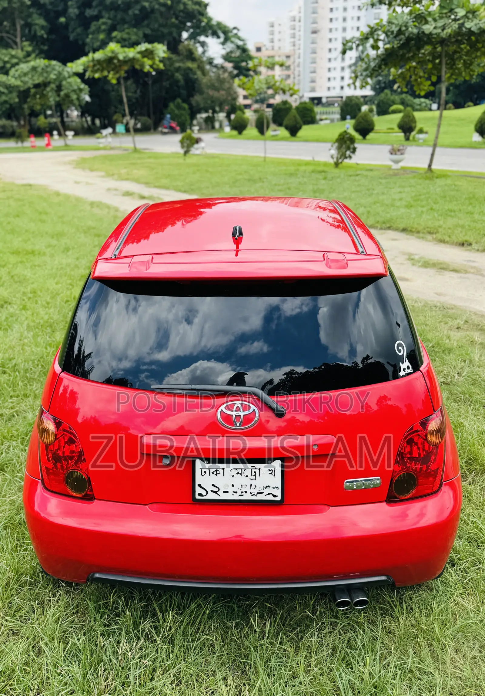 Toyota IST 2004 Red