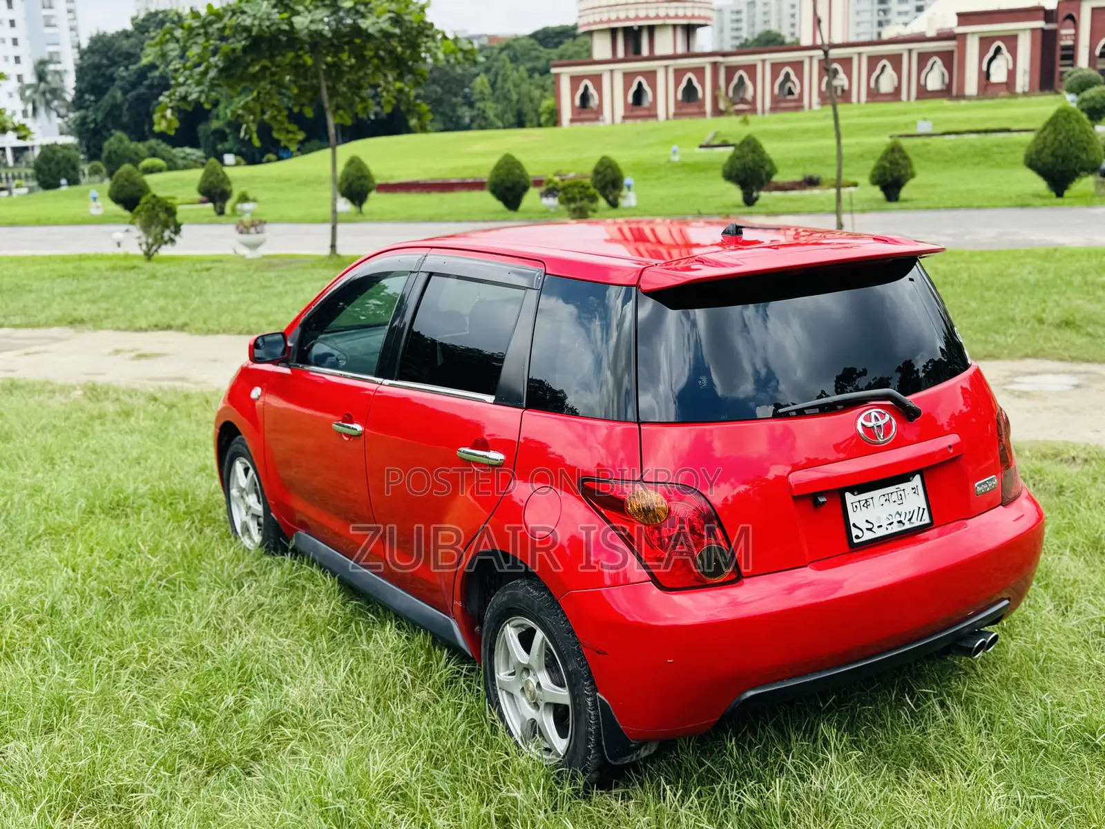 Toyota IST 2004 Red