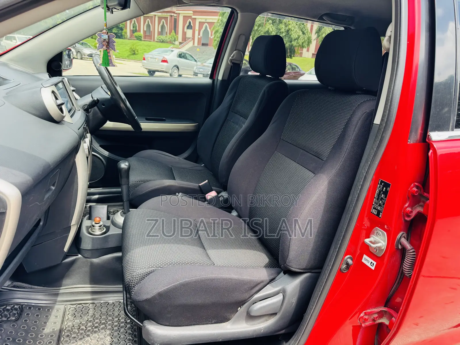 Toyota IST 2004 Red