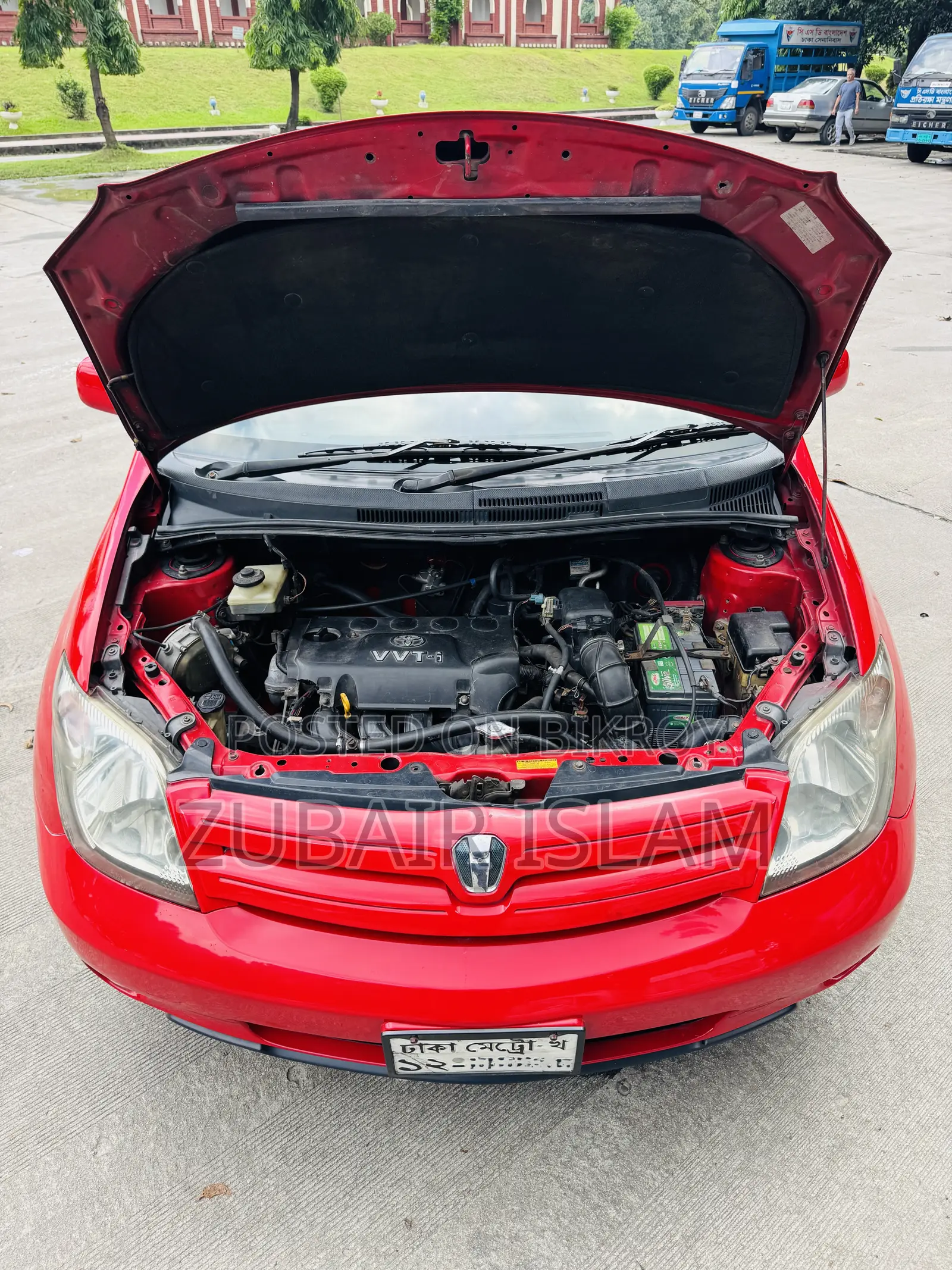 Toyota IST 2004 Red