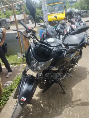 টিভিএস আপাচে আরটিআর ১৬০ ৪ভি ২০১৯ কালো