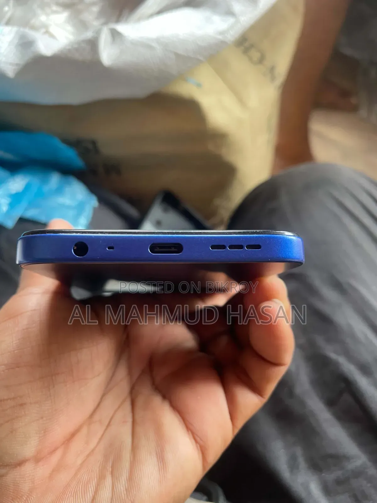টেকনো স্পার্ক ৫০ ১২৮ জিবি নীল