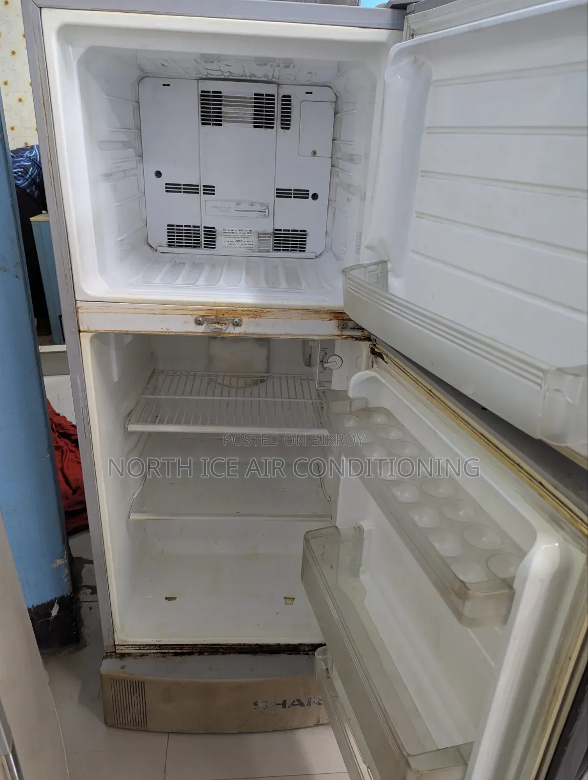 Sharp Silver Colour Non Frost Fridge 201 Ltr.