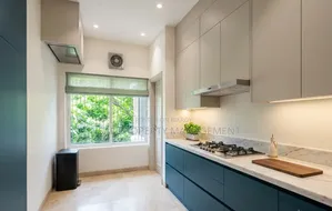 4 Bedroom Duplex in Gulshan for Sale