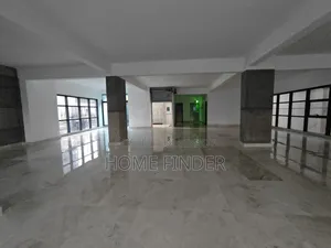গুলশানে ভাড়ার জন্য ৪০০০ বর্গফুটের দ্বিতীয় তলার কমার্শিয়াল স্পেস