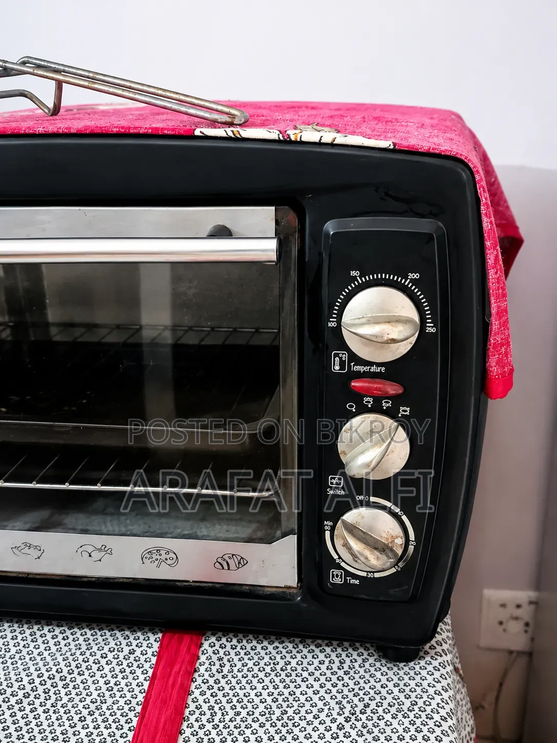 OTG (Oven Toaster Griller)