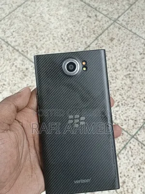 ব্ল্যাকবেরি প্রিভ ৩২ জিবি ব্ল্যাক