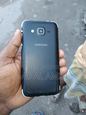 Samsung Galaxy J2 8 GB Black