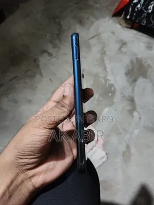 Vivo Y11 32 GB Blue