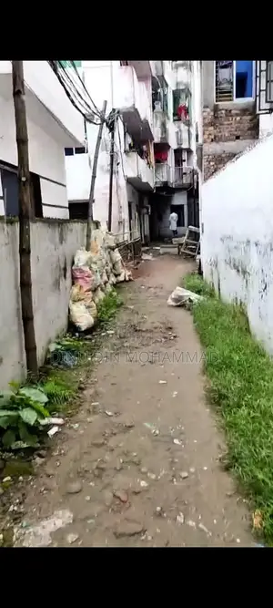 সোনাডাঙ্গা খোকন কমিশনারের গলির কালভাটের মোর থেকে সামান্য সামনে