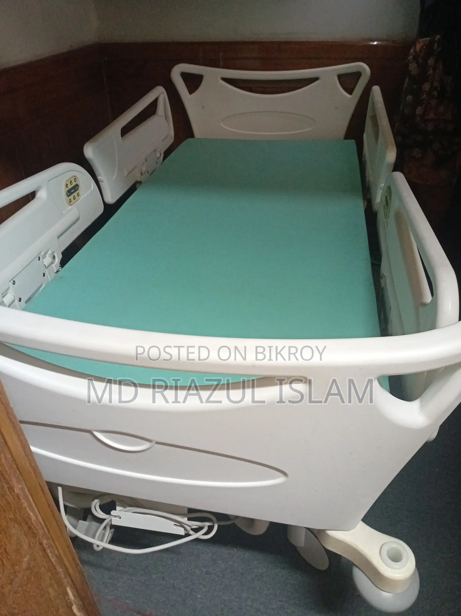 Three-Function Electric Hospital Bed