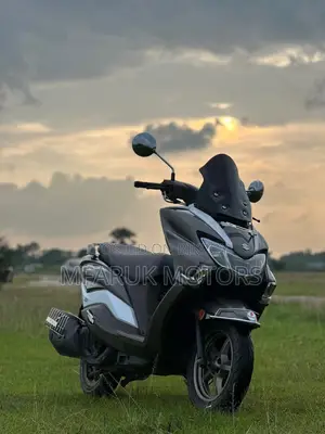 Suzuki Burgman 2025