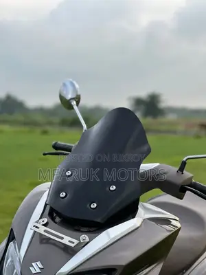 Suzuki Burgman 2025