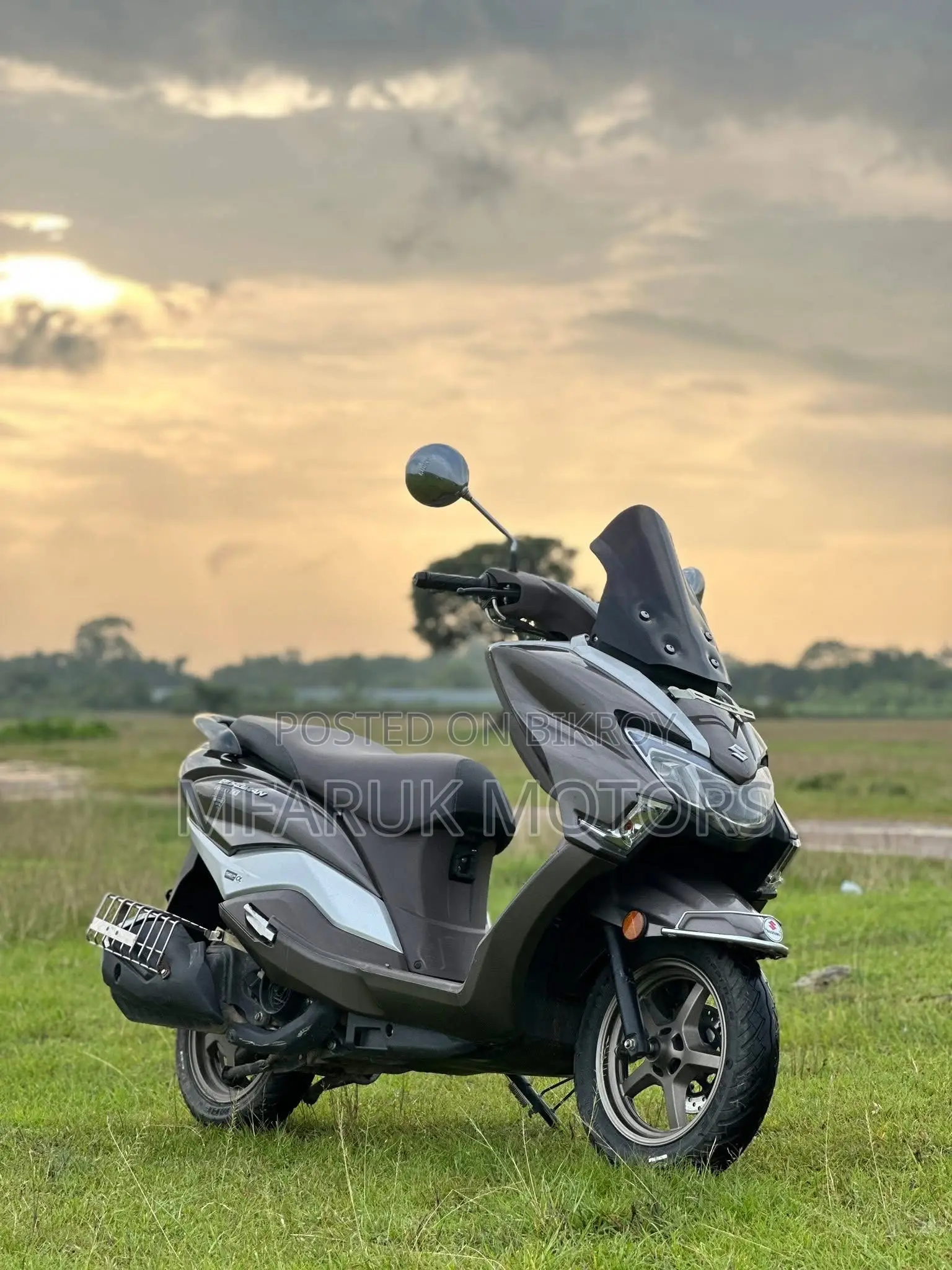 Suzuki Burgman 2025