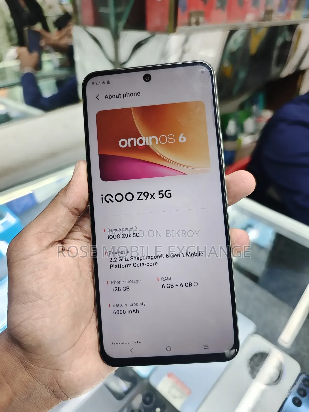 iQOO 128 GB Green