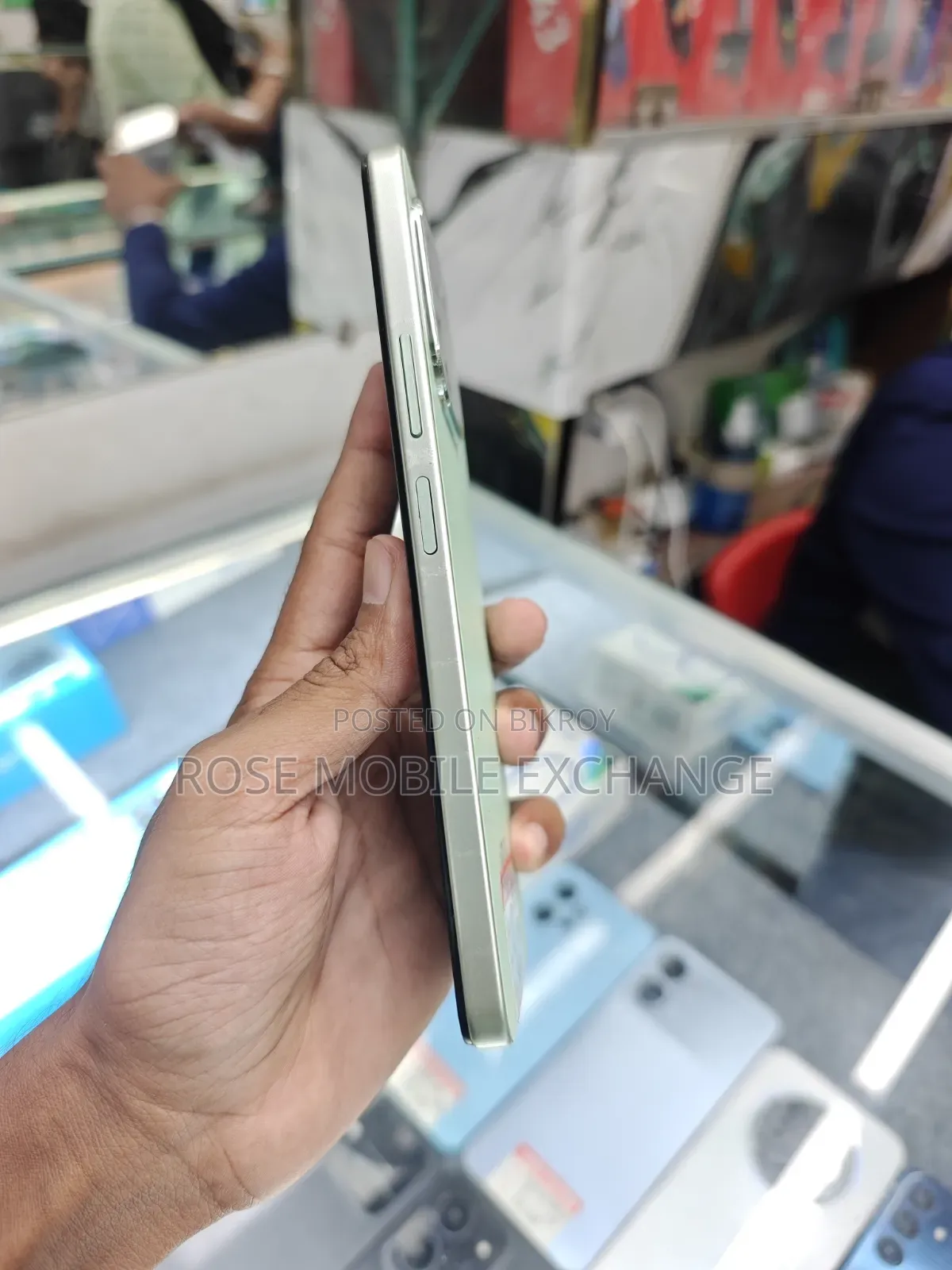 iQOO 128 GB Green