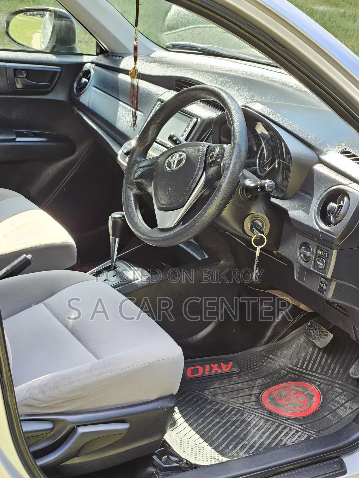Toyota Axio 2016 Silver