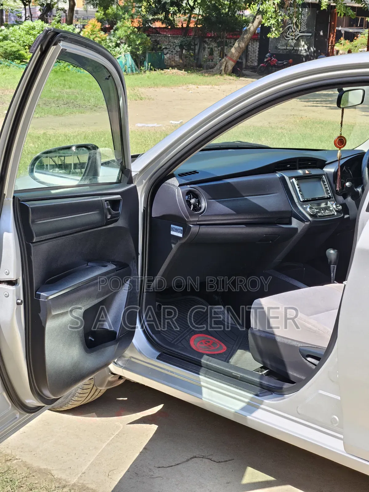 Toyota Axio 2016 Silver