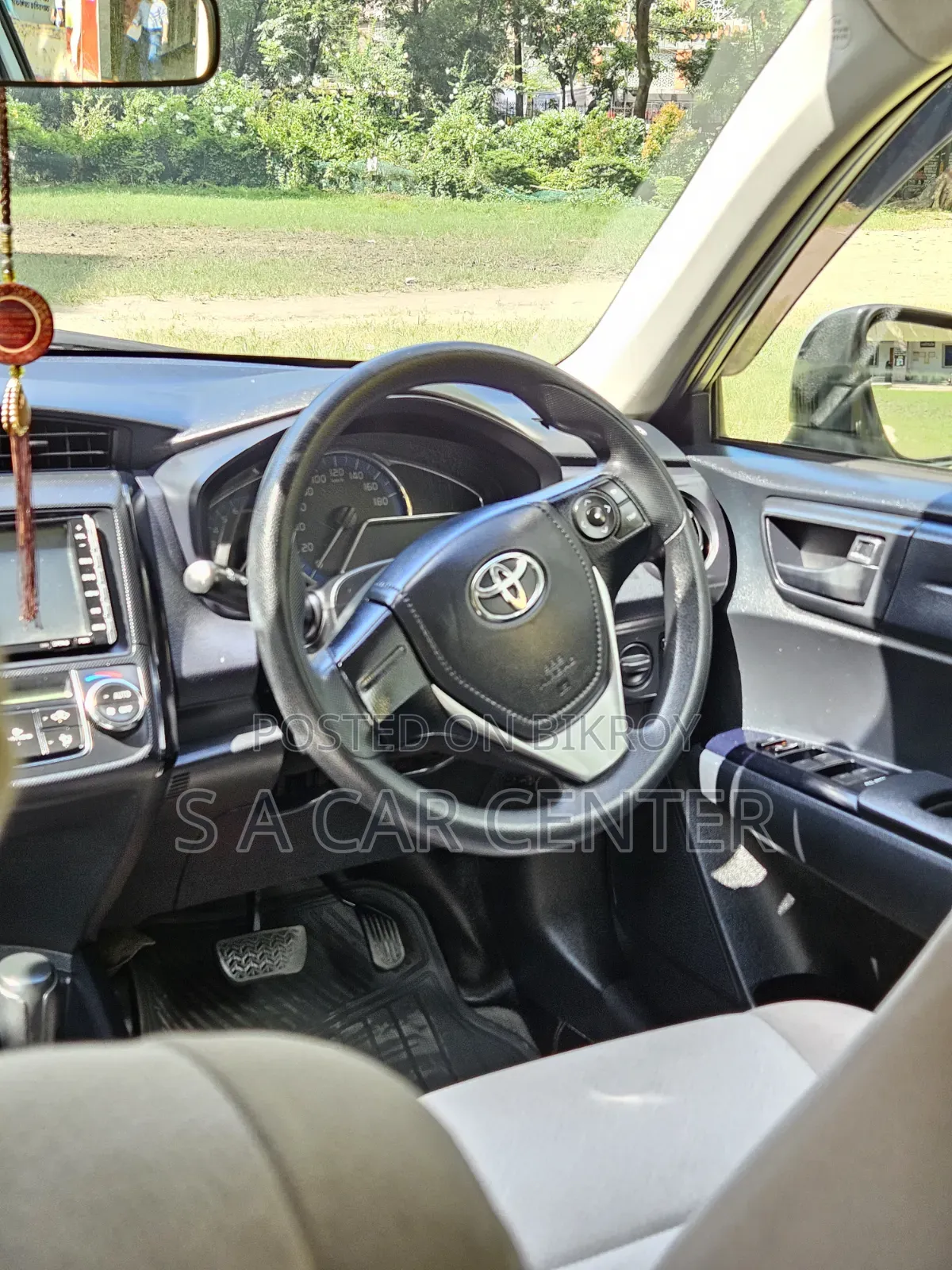 Toyota Axio 2016 Silver