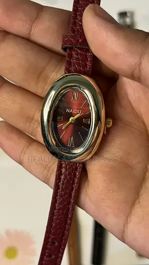 ক্লাসিক লেডিস ওয়াচ