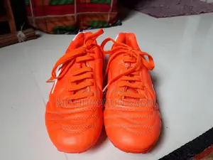Football Boot Size: 40