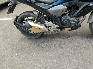 ইয়ামাহা এফজেডএস ভি৩ ২০২০ নীল