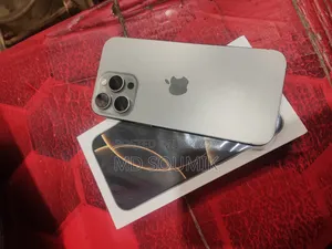 অ্যাপল আইফোন ১৬ প্রো ম্যাক্স ৫১২ জিবি সিলভার