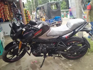 Hero Thriller 160R 4V 2025 Black