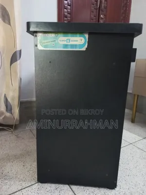 কম্পিউটার টেবিল