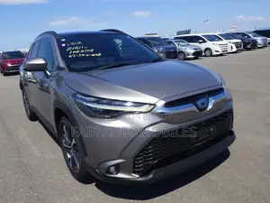 Toyota Corolla Cross 2022 Brown