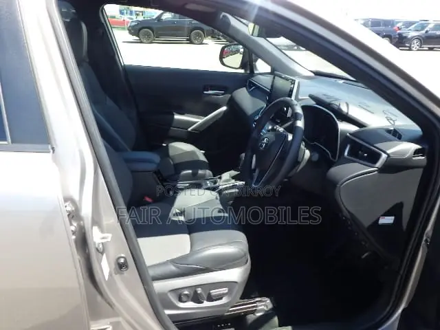 Toyota Corolla Cross 2022 Brown