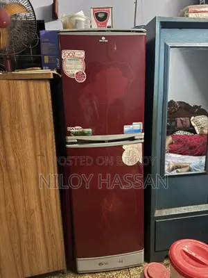 Walton W2d-2d4 Fridge 383 Litre