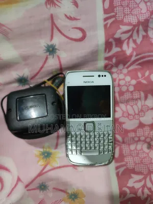 Nokia E6 Silver