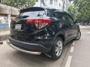 Honda Vezel 1.5 Four Wheel Drive 2014 Black