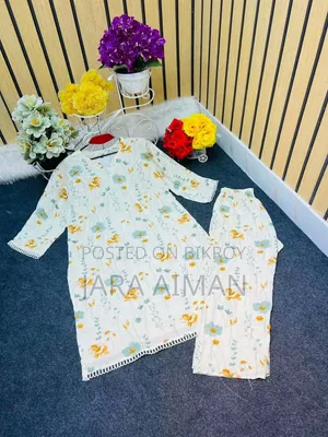 2 Piece Clothes and Linen