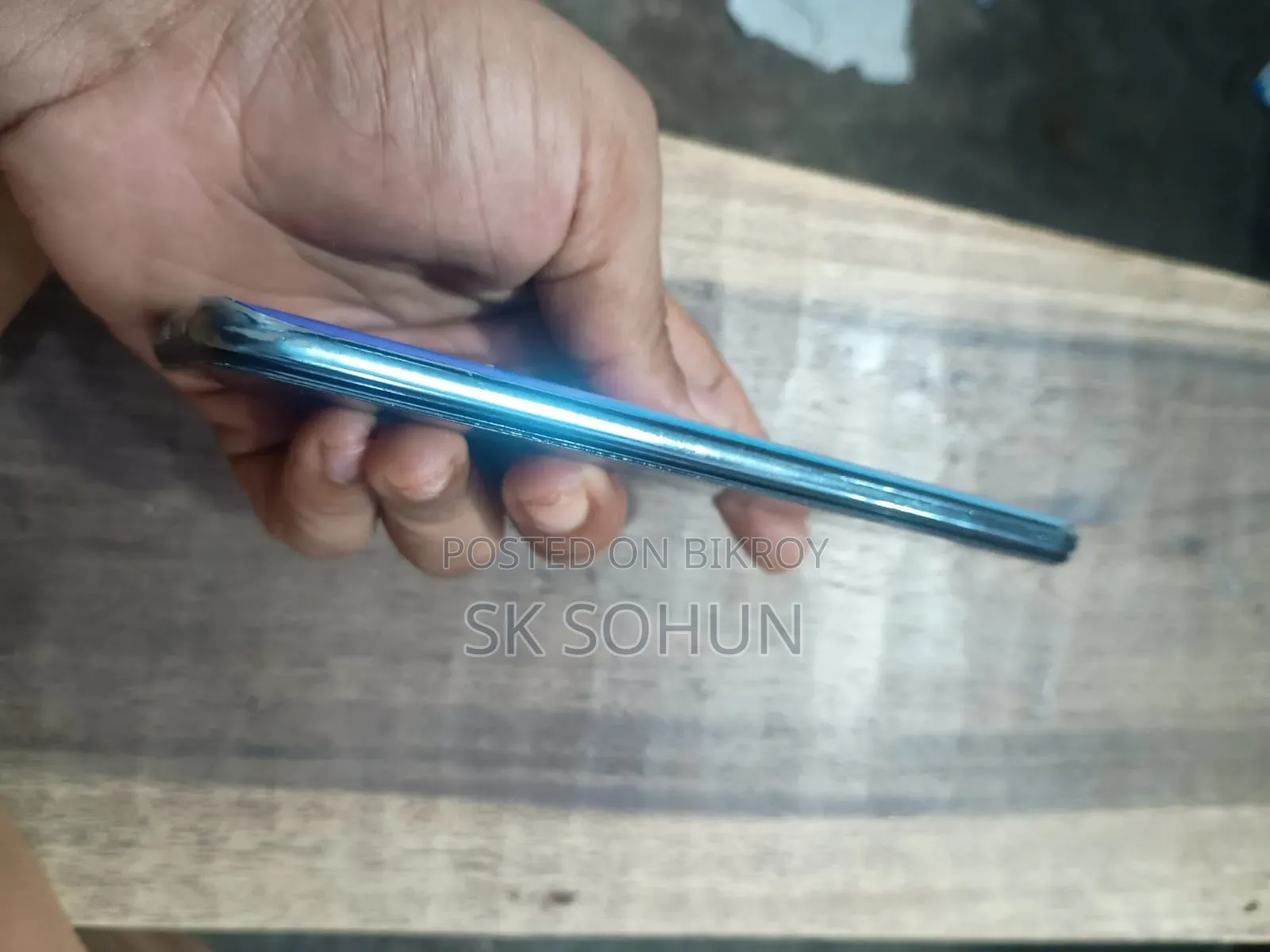 হুয়াওয়ে ১২৮ জিবি