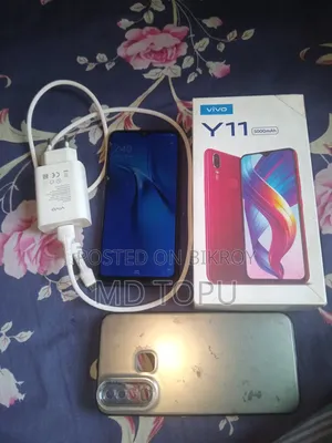 Vivo Y11 32 GB Red
