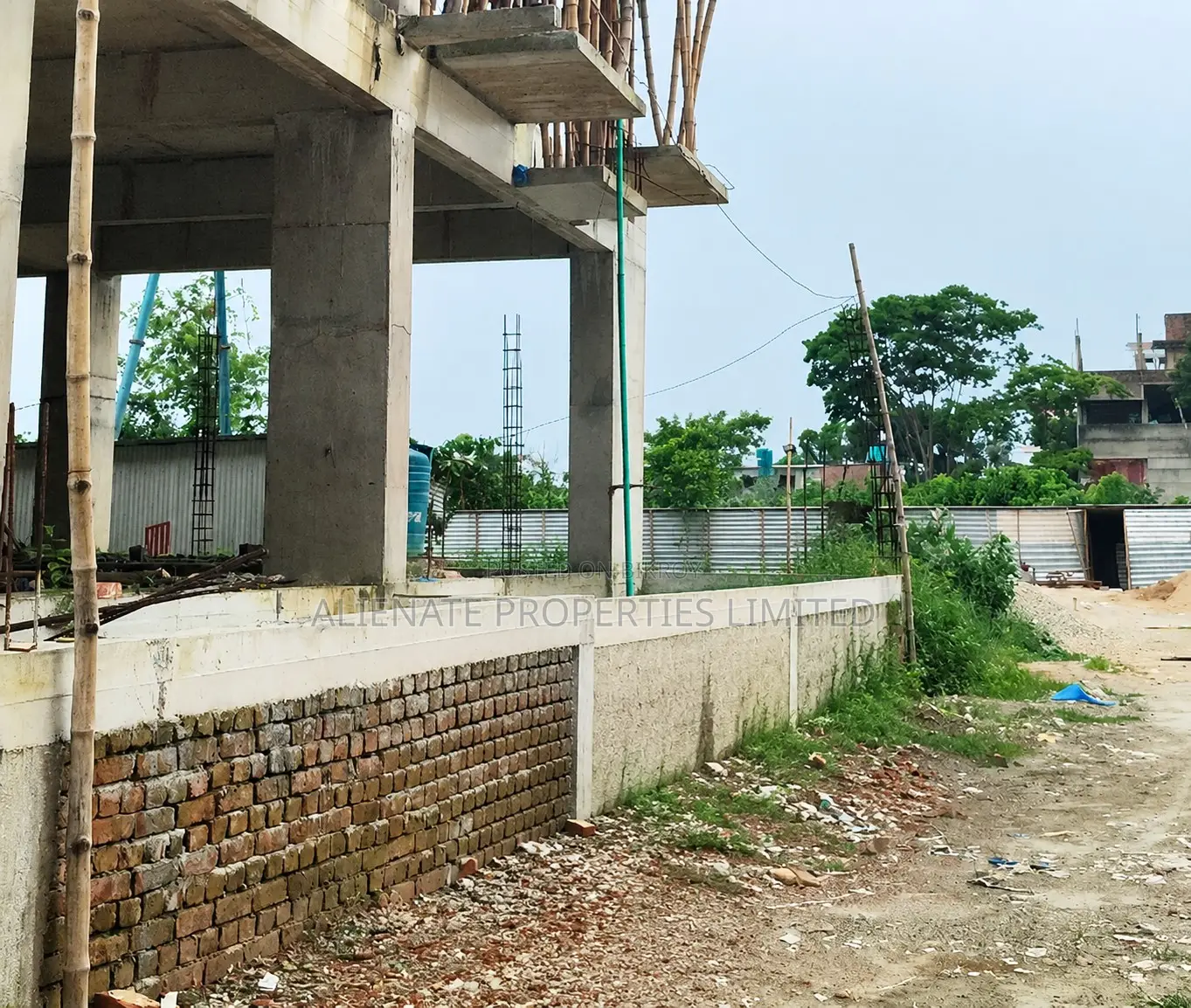 স্বল্প টাকায় হোন নিজের ফ্ল্যাটের মালিক — Land Share-এর মাধ্যমে।