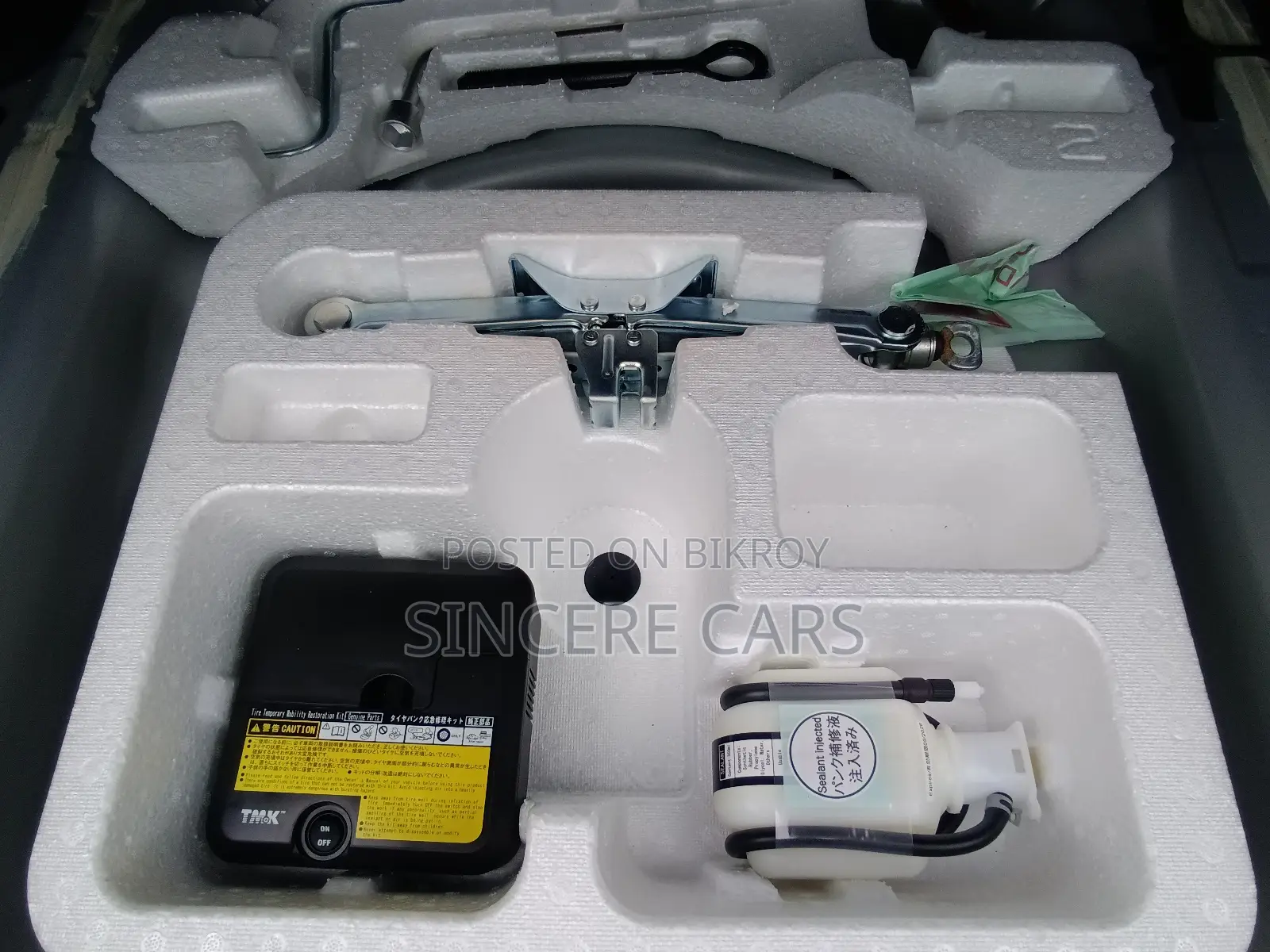 Toyota Axio 2021 Silver