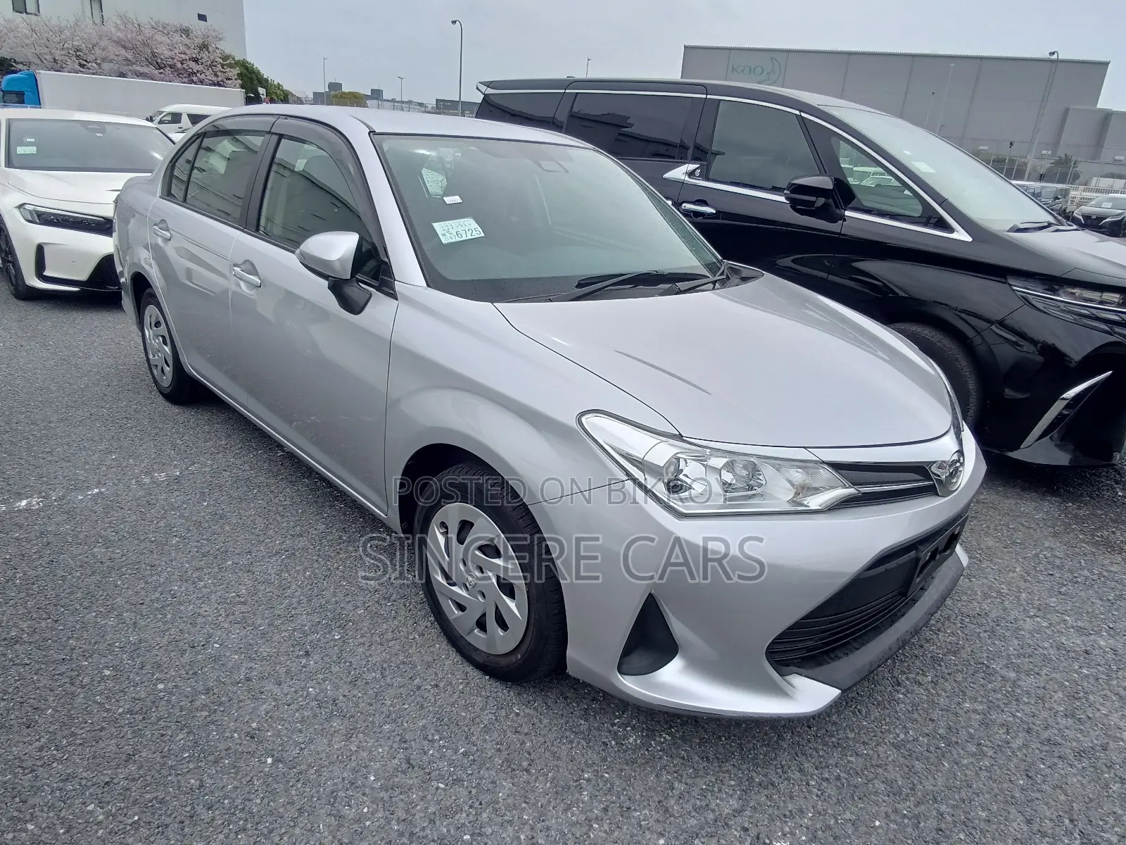 Toyota Axio 2021 Silver